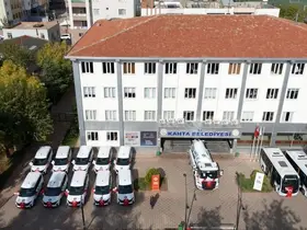 Kahta Belediyesi araç filosuna 14 yeni araç daha katıldı
