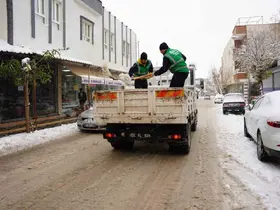 Kahta Belediyesi’nden kar yağışına karşı seferberlik
