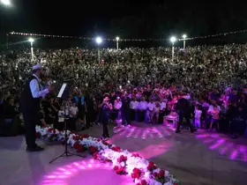 Kâhta Belediyesi’nin programında binlerce kişi aynı ilahide buluştu
