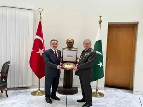 Kara Kuvvetleri Komutanı Orgeneral Tokel, Pakistan’da temaslarda bulundu

