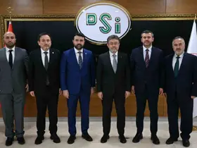 Karabük heyeti Bakan Kacır ve Bakan Yumaklı ile görüştü

