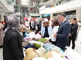 Karabük’te kursiyerlerinin el emeği ürünleri  sergilendi

