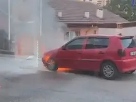 Karabük’te park halindeki otomobil alev aldı
