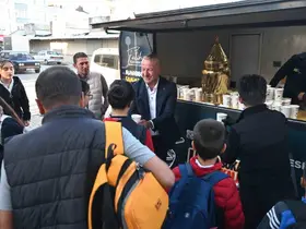 Karacabey’de "Çorba Bizden" kampanyasına öğrencilerden yoğun ilgi
