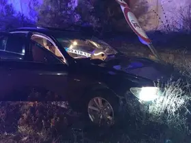 Karacasu’da trafik kazası: "Sıkışan sürücüyü itfaiye ekipleri kurtardı"
