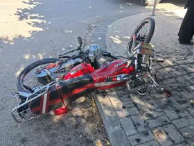 Karaman’da hafif ticari araçla motosiklet çarpıştı: 1 yaralı
