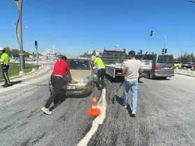 Karaman’da yola dökülen yağ kazaya neden oldu
