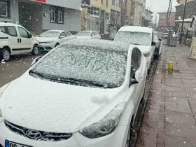 Karlıova’da nisan karı etkili oldu
