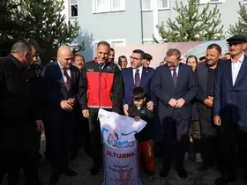 Kars’ta afetten etkilenen üreticilere 26 milyon liralık tarımsal destek
