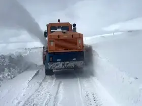 Kars’ta kar ve tipi: Kapalı köy yollar için çalışma başlatıldı
