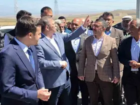 Kars’ta köy yollarında beton yol dönemi: Vali Polat ve Milletvekili Çalkın Yağlıca’da incelemelerde bulundu
