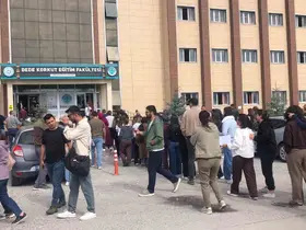Kars’ta KPSS heyecanı: Adaylar sınav için okullara akın etti
