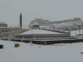 Kars’ta yer gök beyaz: Kar kalınlığı 30 santimi aştı
