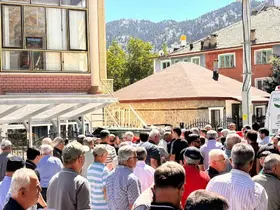 Kaskına arı giren motosikletli yayaya çarptı: 1 ölü, 1 yaralı
