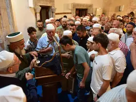 Kastamonu’da Sakal-ı Şerif ziyarete açıldı, vatandaşlar yoğun ilgi gösterdi
