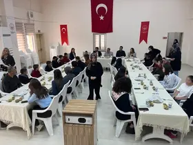 Kaymakam Helvacı, çocuklarla aynı sofrada buluştu
