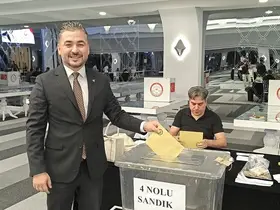 Kayseri Eczacı Odası’nda Uğur Nuri Akın güven tazeledi
