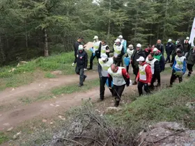 Kayseri protokolü yangınlara karşı ormanda temizlik yaptı
