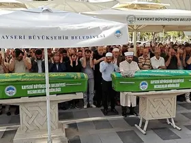 Kayseri’de feci kazada hayatını kaybeden anne-oğul toprağa verildi
