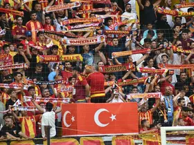 Kayserispor-Sivasspor maçını 8200 kişi izledi
