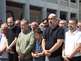 Kazada hayatını kaybeden İlknur öğretmen son yolculuğuna uğurlandı
