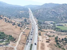 Kazalar sonrası Aydın Muğla karayolu kilitlendi: "Araç kuyruğu 5 kilometreye ulaştı"
