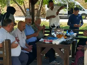 Kemah’ta huzurevi sakinlerine Mevlid-i Nebi Haftası ziyareti
