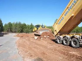 Kepez Belediyesi’nden Aktoprak Mahallesi’nde yol düzenlemesi
