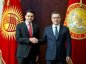 Kırgızistan Cumhurbaşkanı Caparov, TİKA Başkanı Eren’i kabul etti
