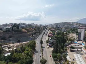 Kırıkhan’da 5 ana arterde ulaşım altyapısı yenilendi
