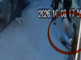 Kıskançlık sebebiyle karısını bıçakladı

