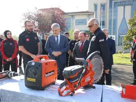 Kızılelma arama kurtarmaya malzeme desteği
