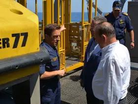KKTC Başbakanı Üstel, TCG Alemdar’da arama-kurtarma çalışmalarını inceledi
