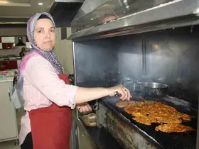 Kocasına yardım ederken, kendi işinin patronu oldu
