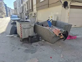 Konteynere sığmayan hacimli eşyalar çevre kirliliğine yol açıyor

