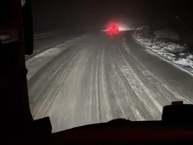 Kop Geçidi’nde tipi ve fırtına etkili oluyor
