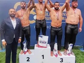 Körfez Gençlerbirliği pehlivanları İshakçılar’da madalya kazandı
