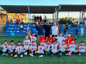 Körfez Gençlerbirliği U12 takımı minikler turnuvasında namağlup şampiyon oldu
