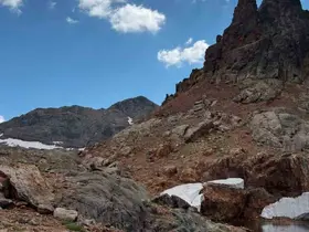 Koruma altındaki Artabel Gölleri’nde taraftar tahribatı
