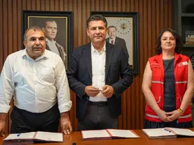 Kozan’da 500 öğrenciye kırtasiye ve okul kıyafeti desteği
