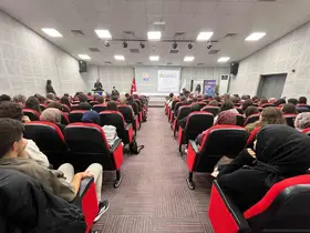 KSBÜ öğrencilerine siber farkındalık ve narkotik eğitimi
