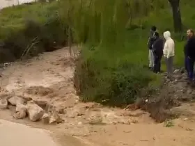 Kuraklığın ardından gelen sağanak İznik’i vurdu
