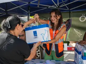 Kuşadası Belediyesi’nden öğrencilere kırtasiye desteği

