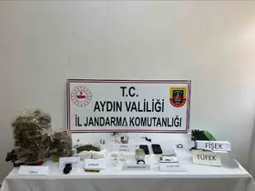 Kuşadasın’da 11 adrese eş zamanlı baskın: 12 gözaltı
