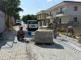 Kuşadası’nda ekipler 56 noktada sahaya indi
