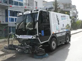 Kuşadası’nın dar sokakları ’Küçük Dev’e emanet
