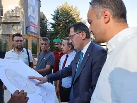 Kütahya Ulu Cami ve çevresinde düzenleme çalışmaları sürüyor
