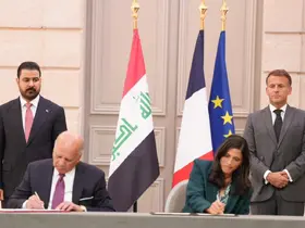 Macron, Irak Başbakanı Zeydi ile bir araya geldi
