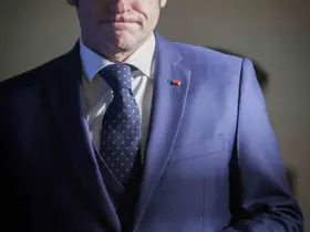 Macron: "Önümüzdeki geçiş süreci barışçıl, demokratik ve Venezuela halkının iradesine saygılı olmalı"
