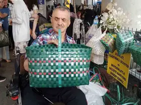 Madende geçirdiği iş kazası nedeniyle engelli kalan vatandaşın azmi örnek oldu
